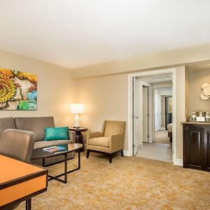One-Bedroom Suite