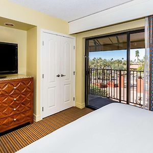 One-Bedroom King Suite